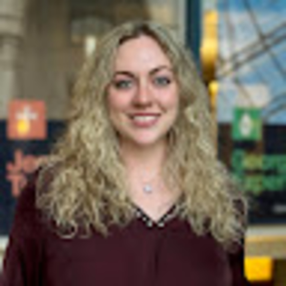 Meet your Posher, Anya